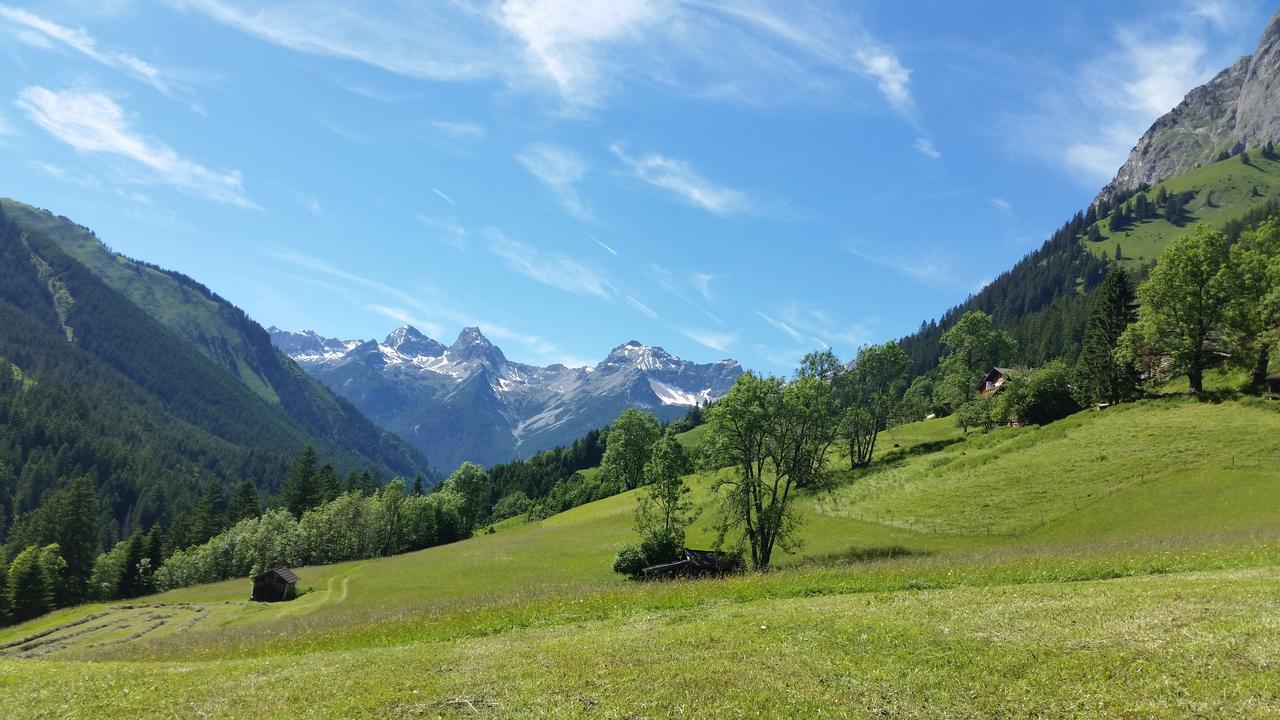 Auszeit Chalets Bschlabs エクステリア 写真