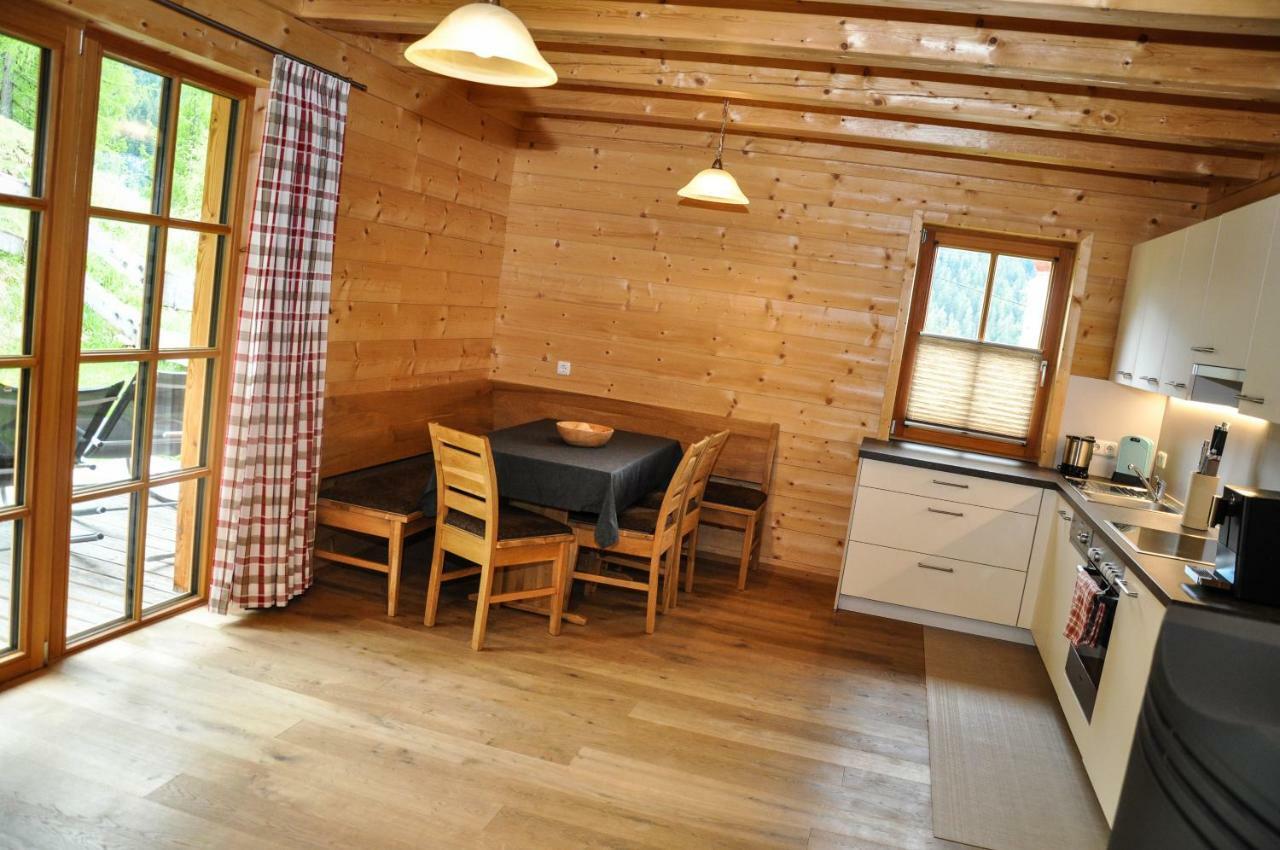 Auszeit Chalets Bschlabs エクステリア 写真