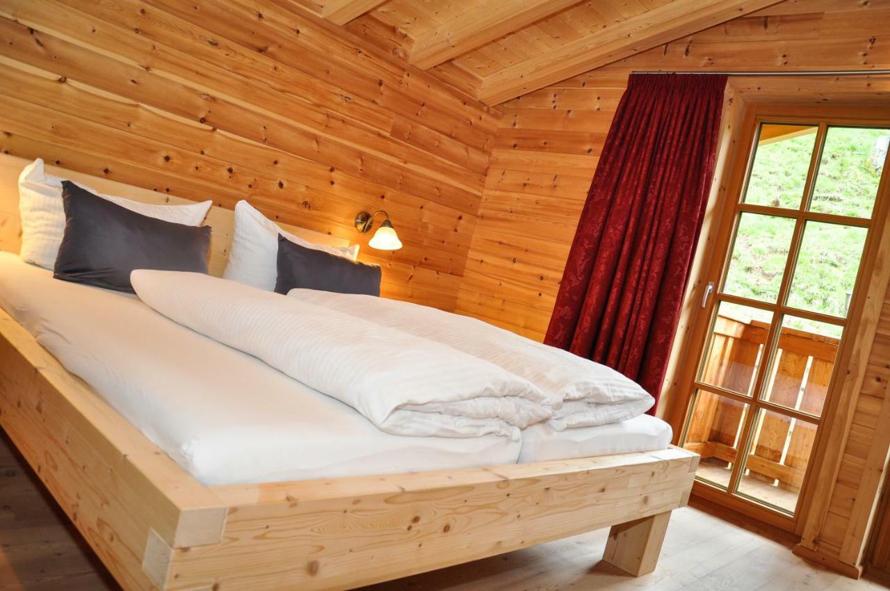 Auszeit Chalets Bschlabs エクステリア 写真