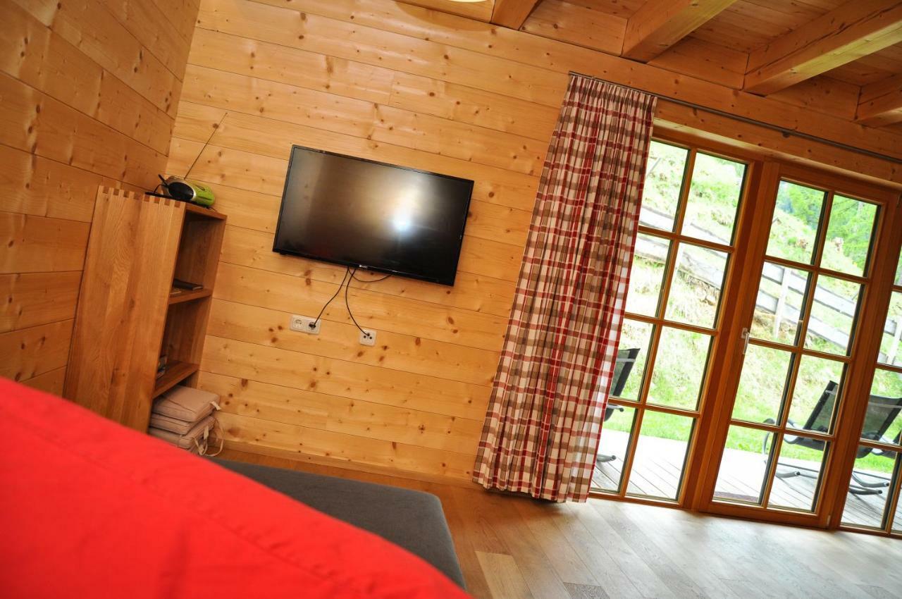 Auszeit Chalets Bschlabs エクステリア 写真