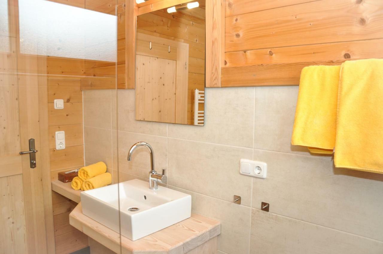 Auszeit Chalets Bschlabs エクステリア 写真